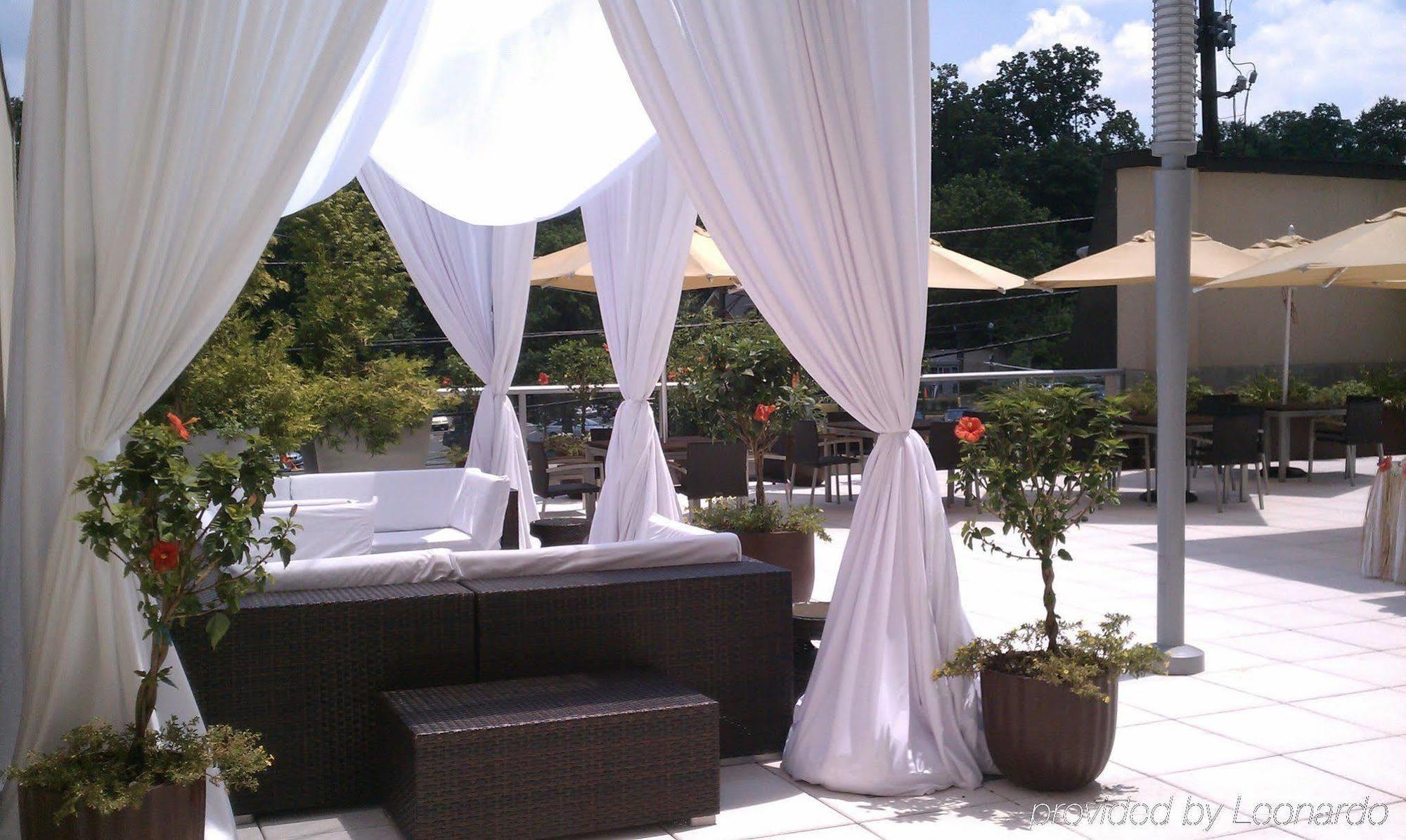 Hotel Courtyard By Marriott Bethesda Chevy Chase Exterior foto